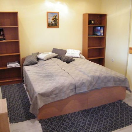 Pál utcai Apartman Miskolc Esterno foto