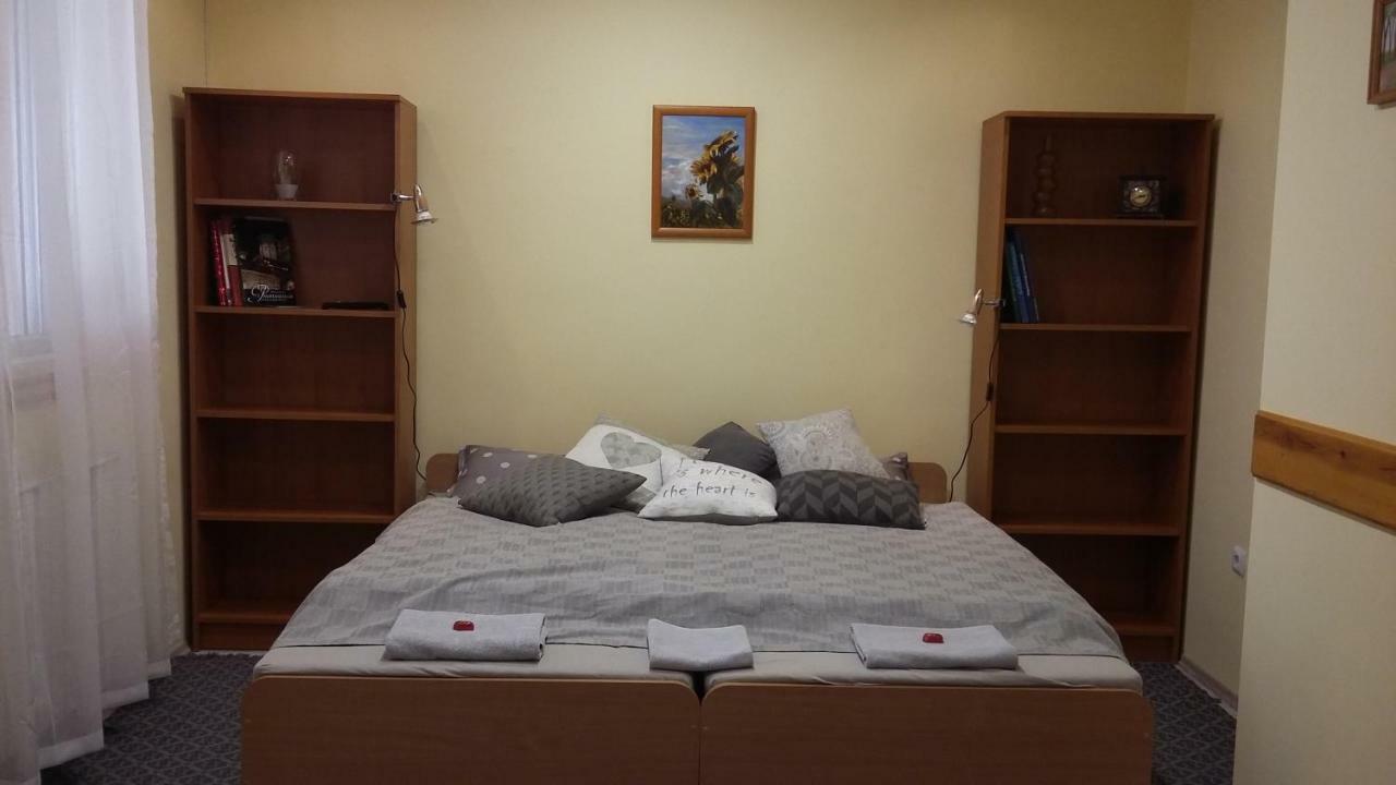 Pál utcai Apartman Miskolc Esterno foto